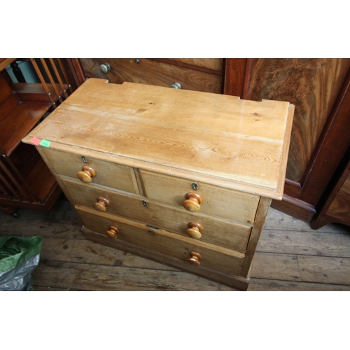 Nicely proportioned pine chest of drawers, ,locks to all dra...