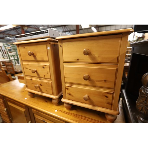 2 pine bedside cabinets