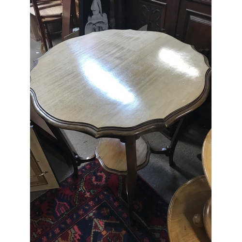 An occasional table, chairs, pine box TO BE SOLD WITHOUT RES...