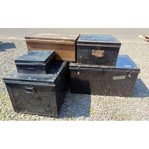 4 METAL TRUNKS & PINE KIST