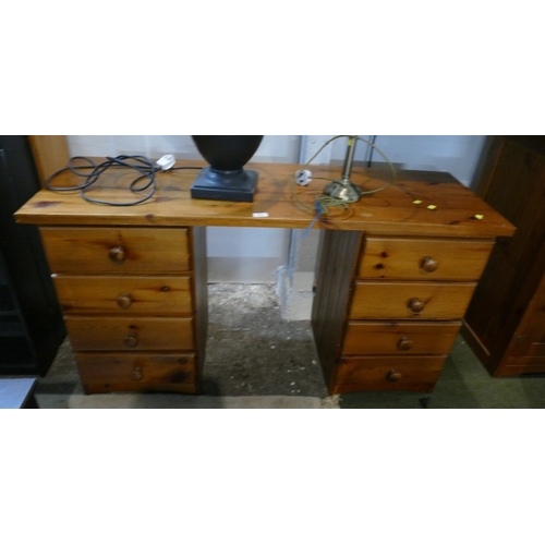 Pine desk