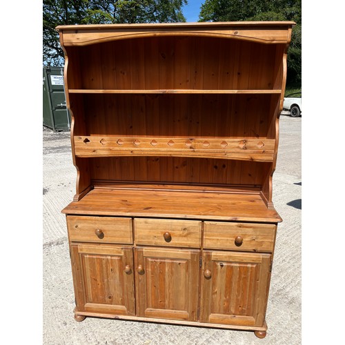 Pine Welsh Dresser with 3 drawers over 3 cupboard doors and ...