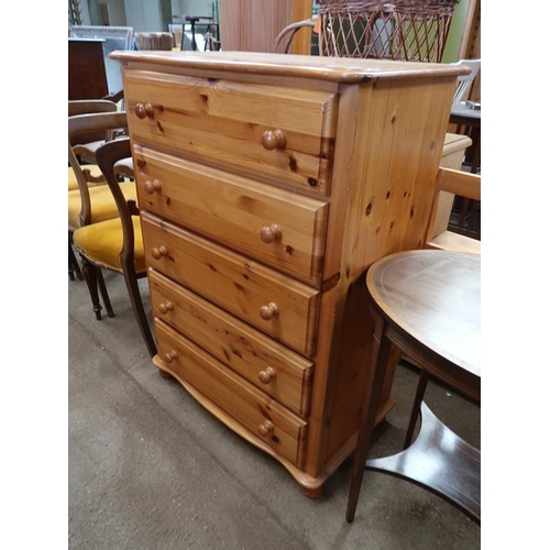 FIVE DRAWER PINE CHEST OF DRAWERS