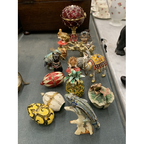 A LARGE COLLECTION OF ENAMELLED METAL TRINKET BOXES IN VARIO...