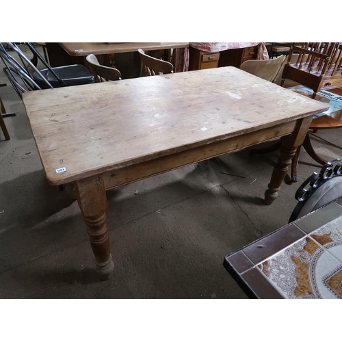 PINE DINING TABLE